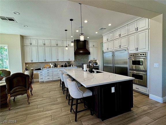 3rd image of 2014 Cherry Creek Cir