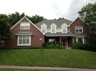 4141 S 59th Street Ct, Lincoln, NE 68506