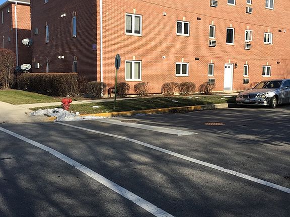 2nd image of 3001 N Oriole Ave APT 102