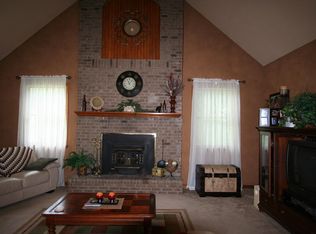 4820 Longview Ct, Mount Vernon, IN 47620