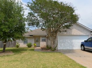 203 Pronghorn Loop, College Station, TX 77845