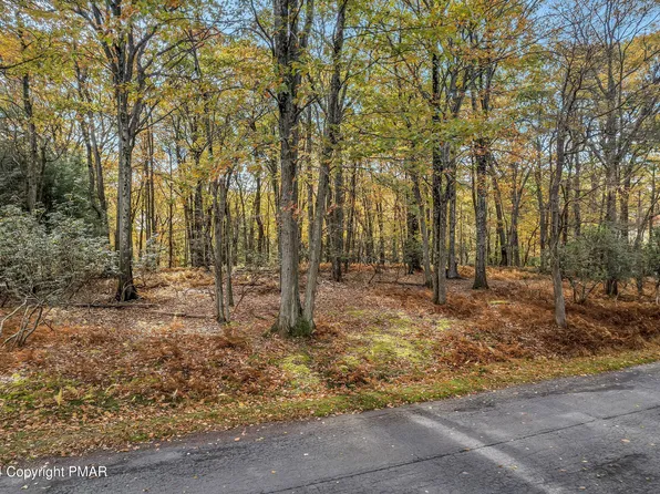 Pin E4 Linden Dr, Lake Harmony, PA 18624