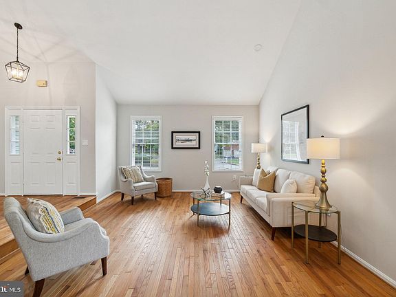 4th image of 15510 Ambiance Dr