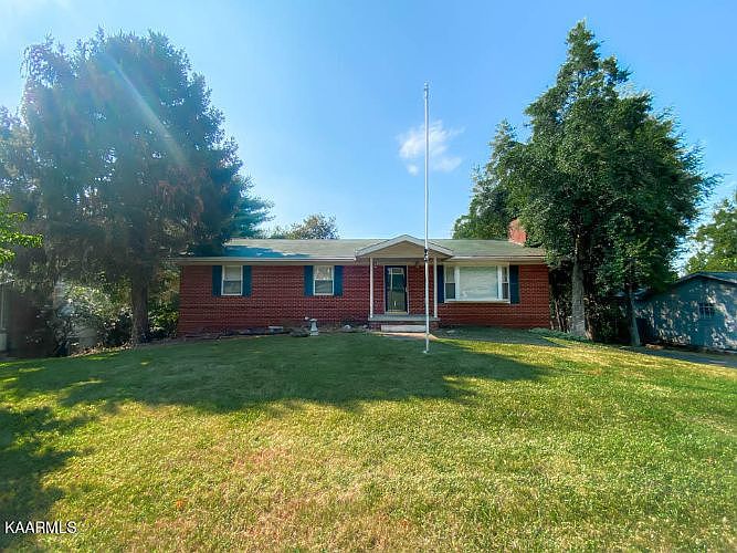 1st image of 1424 Mount Vista Dr