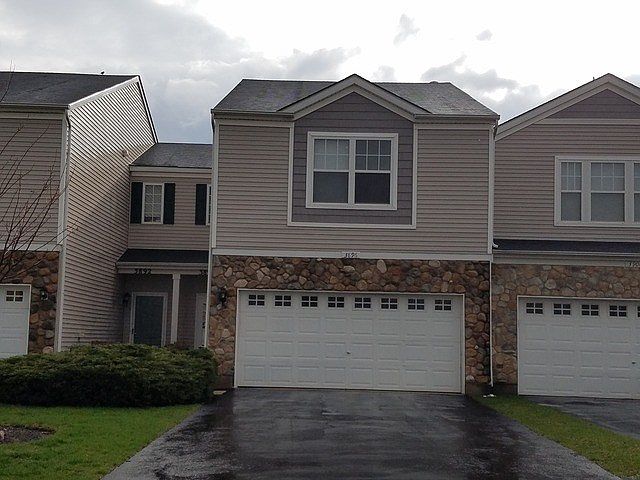 1st image of 3896 Blackstone Dr #3896