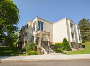 354 Elton Hills Dr NW APT 21, Rochester, MN 55901