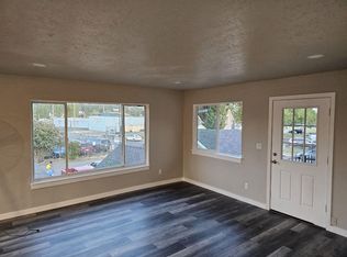 505 Ash St APT 5, Kelso, WA 98626