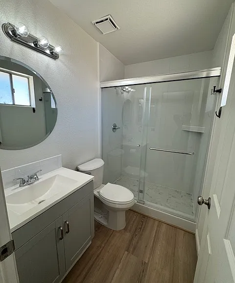 2766 E Irwin Ave — Photo 7