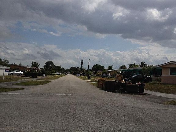 5th image of 20032 NW 12th Ct