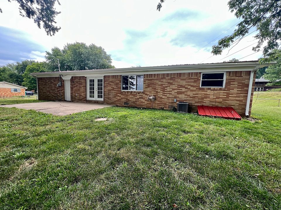 3880 Adams Dr, Martinsville, IN 46151 Zillow