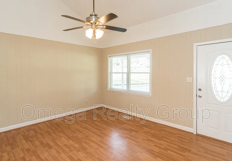 2600 Fitzgerald Rd — Photo 8