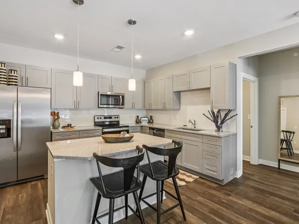 Founders Pointe Apartments