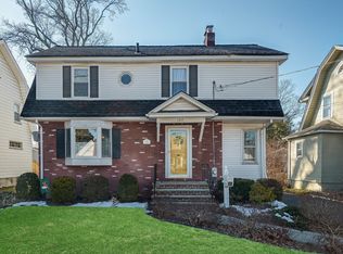 152 E Lincoln Ave, Roselle Park, NJ 07204