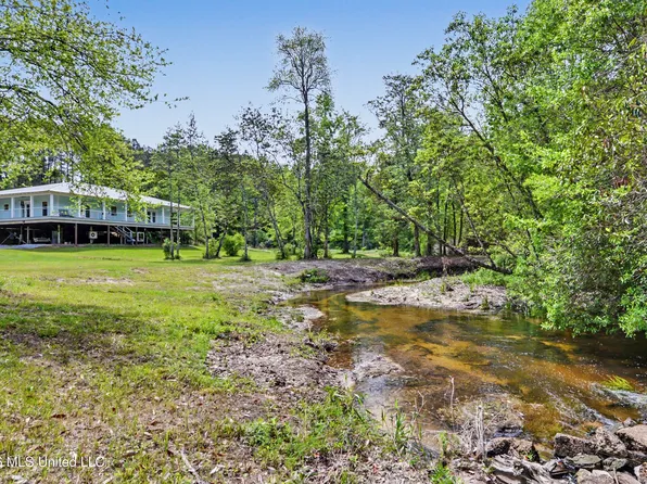 161 Air Ranch Rd, Lucedale, MS 39452