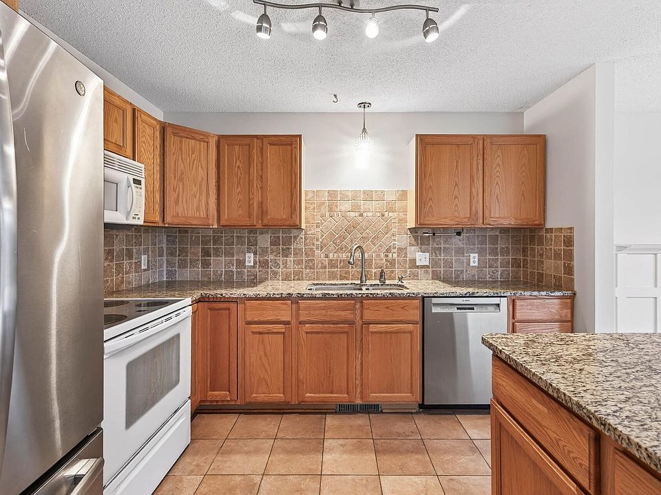 1st image of 4545 Margaret St
