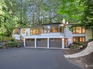 17058 37th Ave NE, Seattle, WA 98155