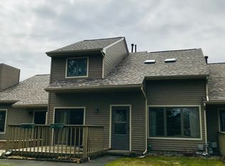 3155 E Cedarbush Dr, Canandaigua, NY 14424