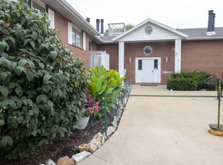 202 W Ash, Columbia, MO 65203