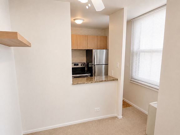 5th image of 5701 N Sheridan Rd APT 16N