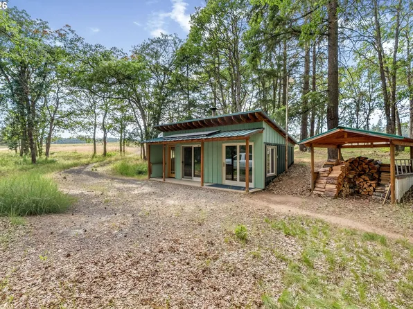 24 Meadows Loop, Lyle, WA 98635