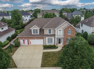 627 Waterside Dr, South Elgin, IL 60177