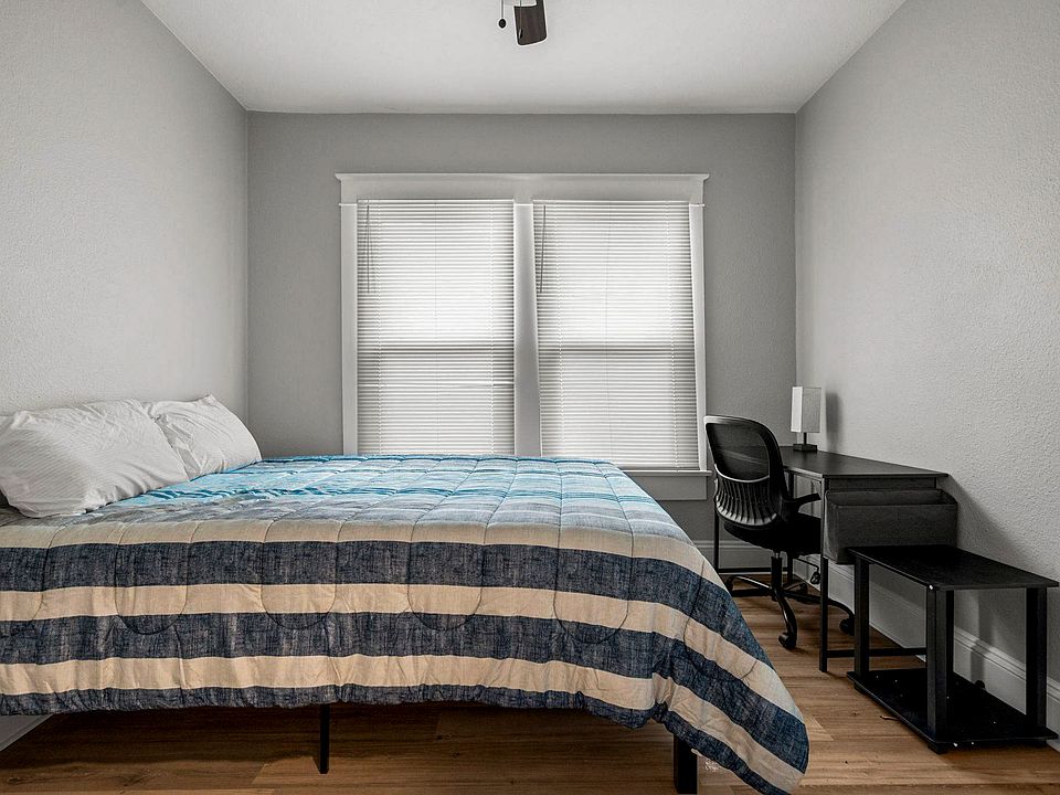 Disclaimer: This photo has been staged. Not all furnishings seen will be included.
