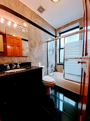 Rented by Corcoran | media 32