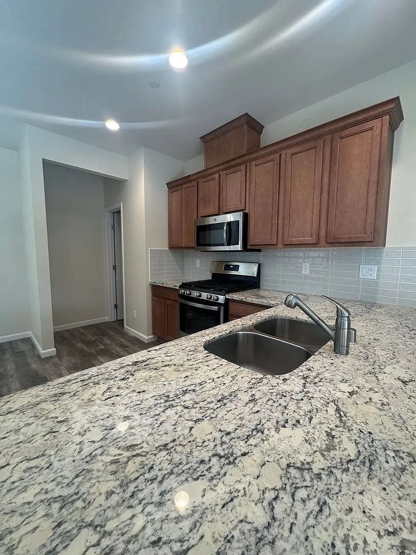 842 Mission De Oro Drive — Photo 4