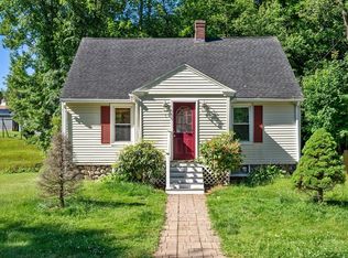 9 Brook Rd, Auburn, MA 01501