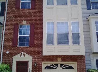 927 Vauxhall Rd, Landover, MD 20785