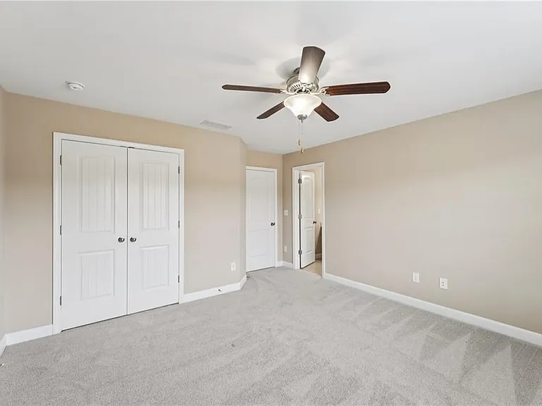 6370 Shiloh Woods Dr — Photo 47