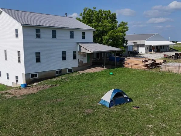 18685 Bell Dr, Queen City, MO 63561