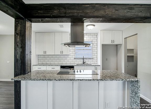 5th image of 234 Bella Vista Dr