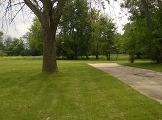 1579 Reckinger Rd, Aurora, IL 60505