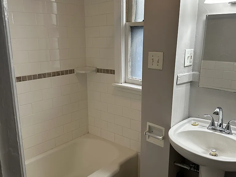 750 Elmwood Ave #2 — Photo 7