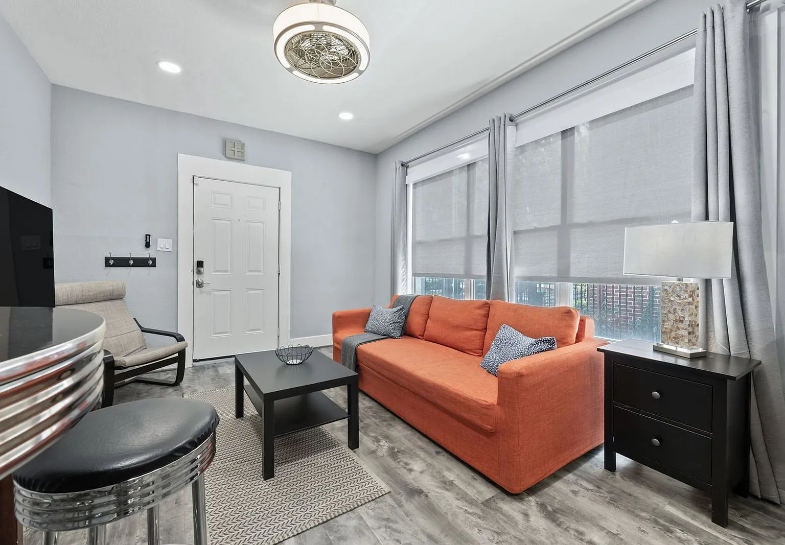 412 Drew St — Photo 4