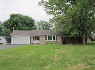 2262 Maple Ln, Evansville, IN 47725