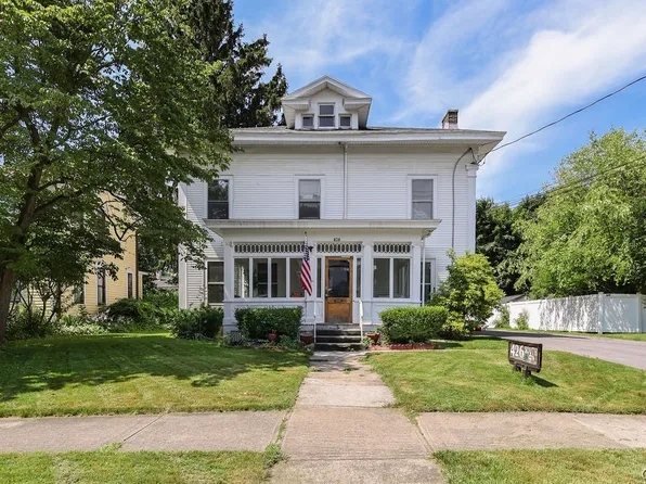 426 S 4th St, Fulton, NY 13069