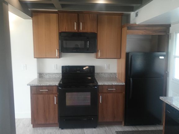 2nd image of 1088 Nayon Dr APT G