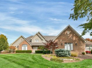 5939 Medallion Dr E, Westerville, OH 43082