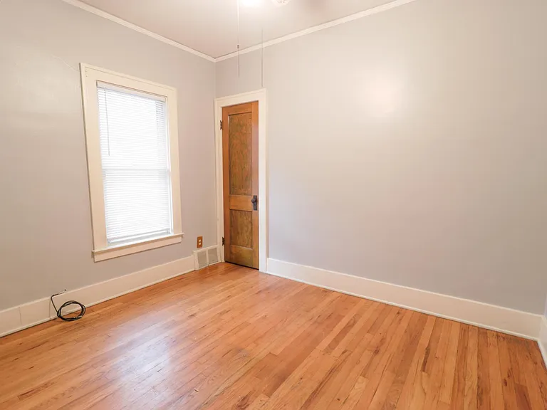 1265 Beaconsfield Ave — Photo 7