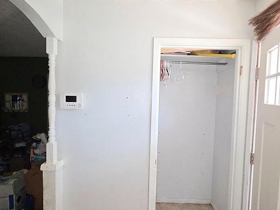 4th image of 4843 Wordsworth St