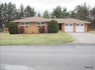 1125 Club Dr, Johnstown, PA 15905