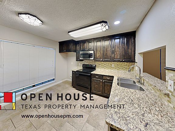 3rd image of 4208 Staghorn Cir S