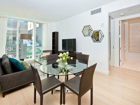 2nd image of 241 5th Ave #8AA
