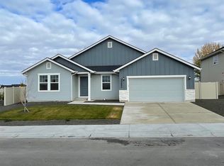 595 Dunmore Ave, Middleton, ID 83644