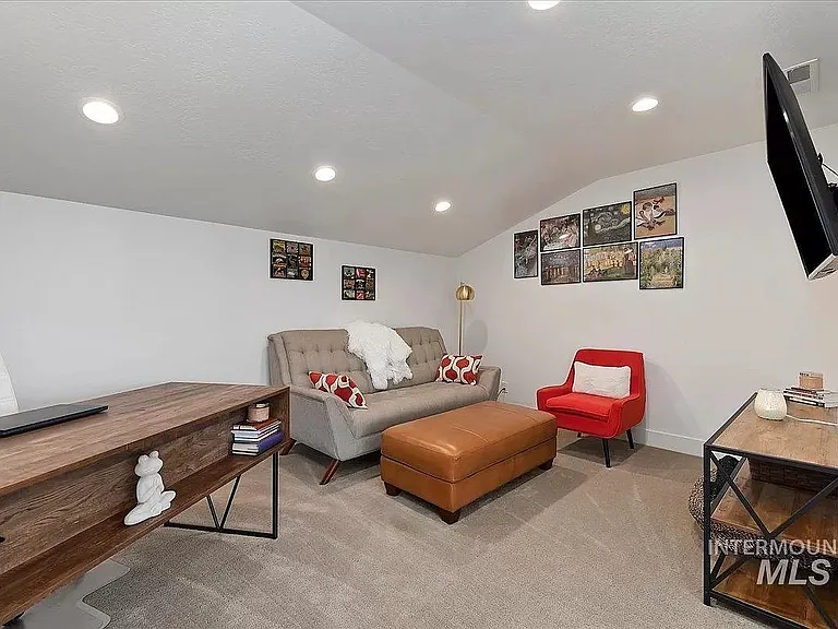 4194 W Lovegood Ln — Photo 15