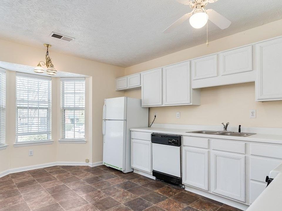 1st image of 3027 Regal Park Ct