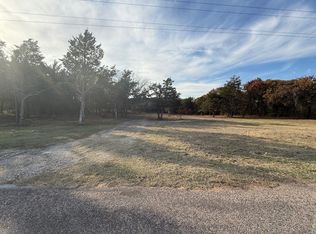 395 County Road 167, Whitesboro, TX 76273