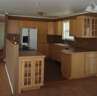 2nd image of 88 Oakwood Ln
